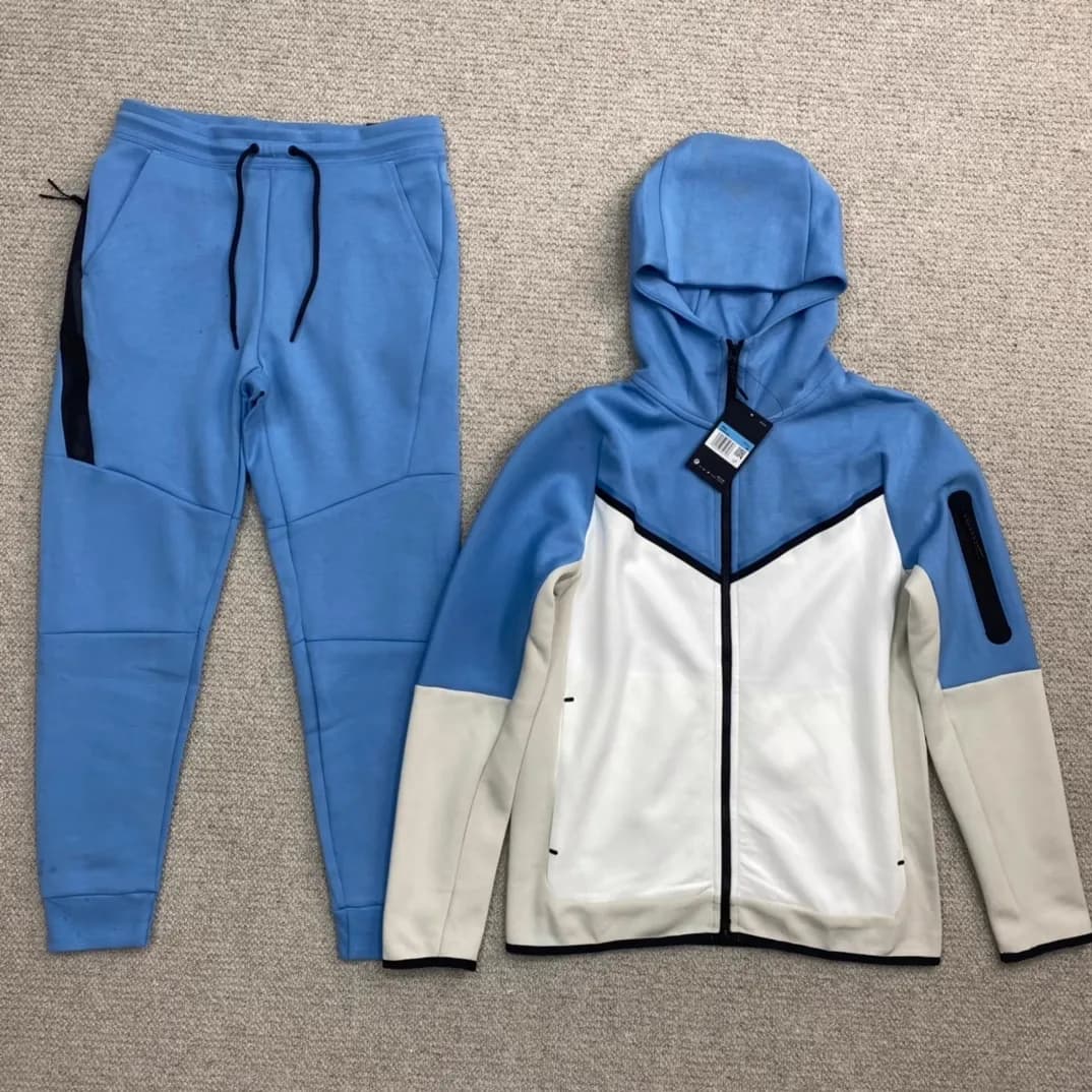 Nike Tech arriba o abajo - Image 4