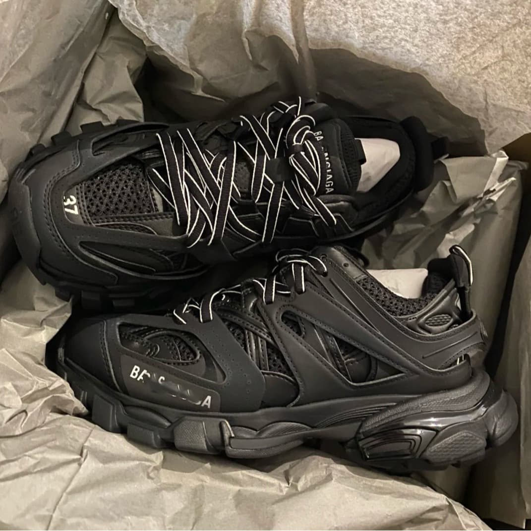 Paris track three generations 3.0 dad shoes men and women color thick bottom sports casual shoes couple black warrior Wenzhou shoes - JoyaGoo Spreadsheet