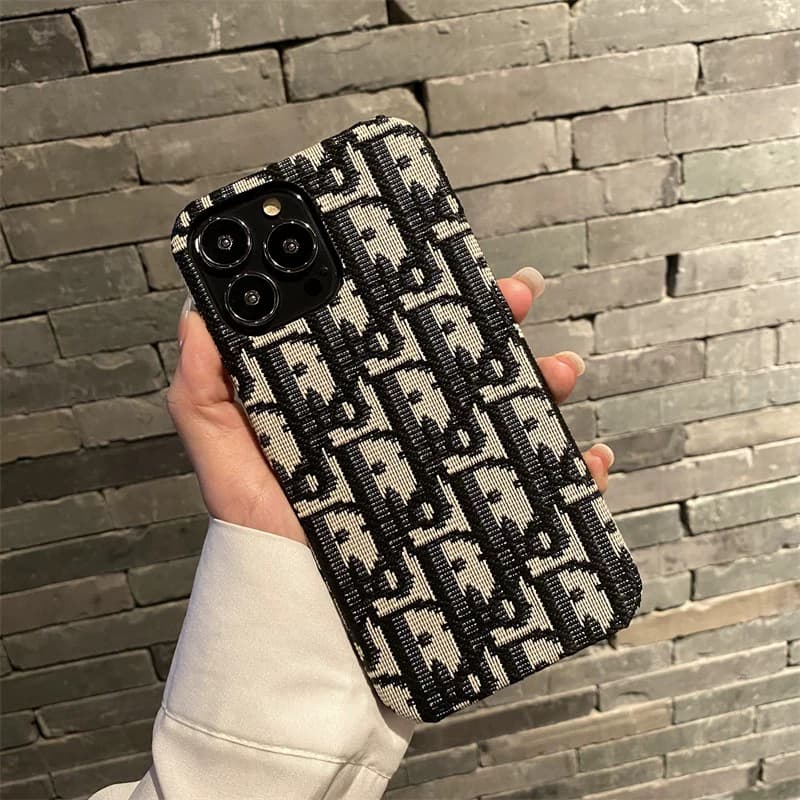 Dior phone case - Image 3