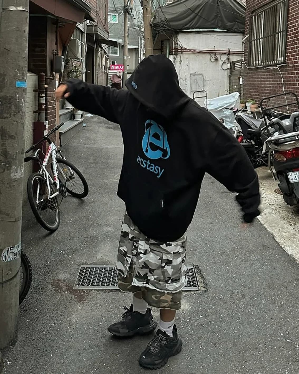 Vetements Ectasy