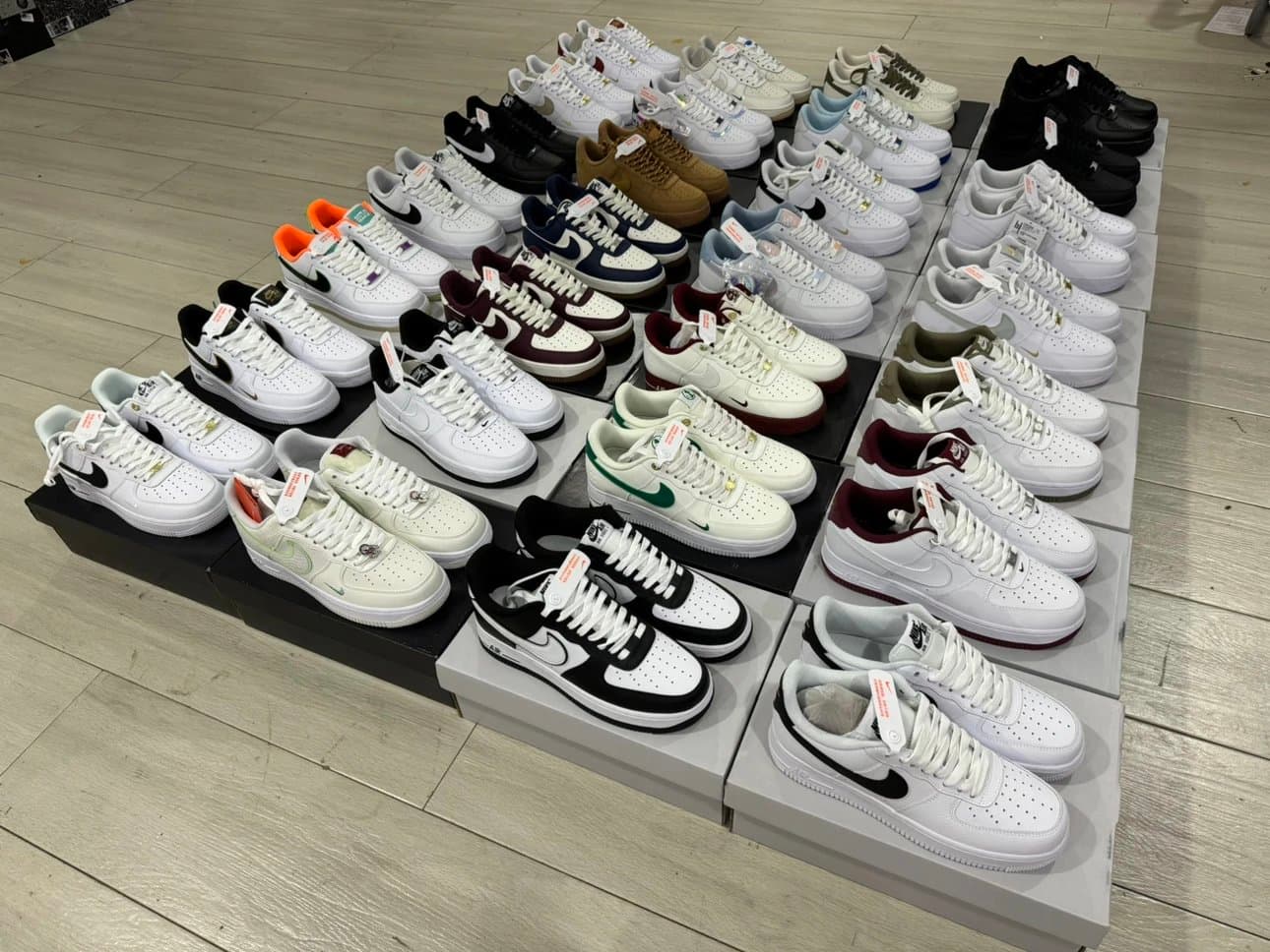 Pure white, pure black, matte, bright black, classic style, white wine, red, white, khaki, mung bean gray, panda, all-match casual sports shoes - JoyaGoo Spreadsheet