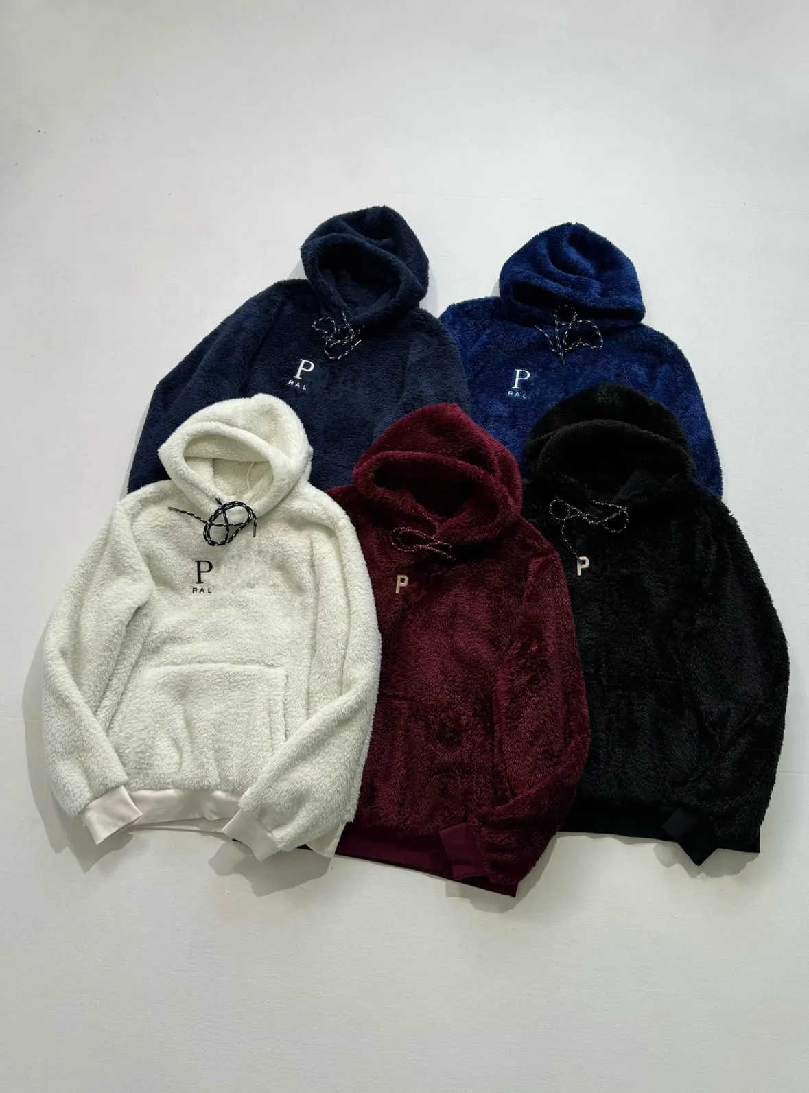 polo plush hoodie – photo 3