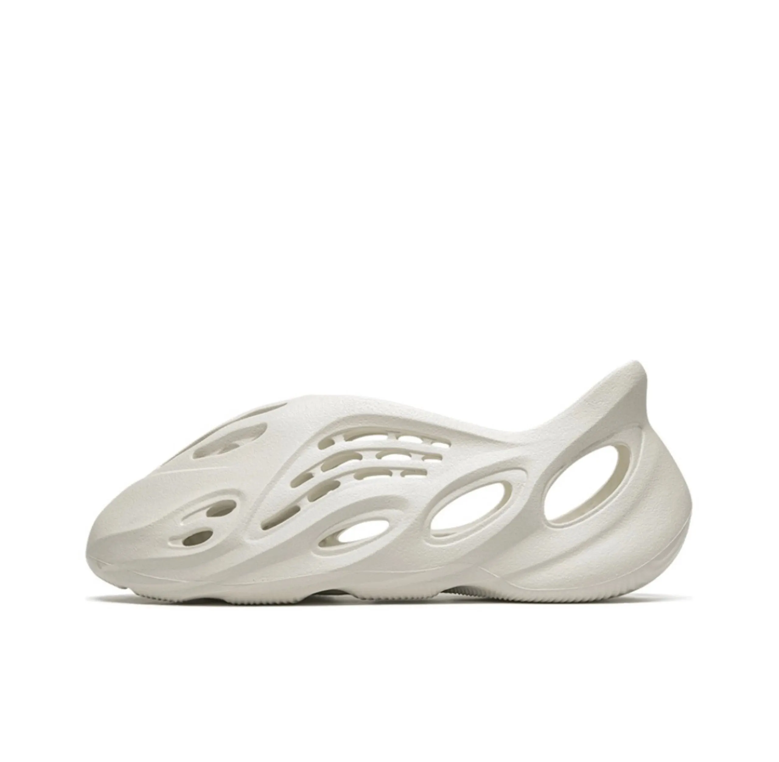 Yeezy Foam Runner LW – photo 5