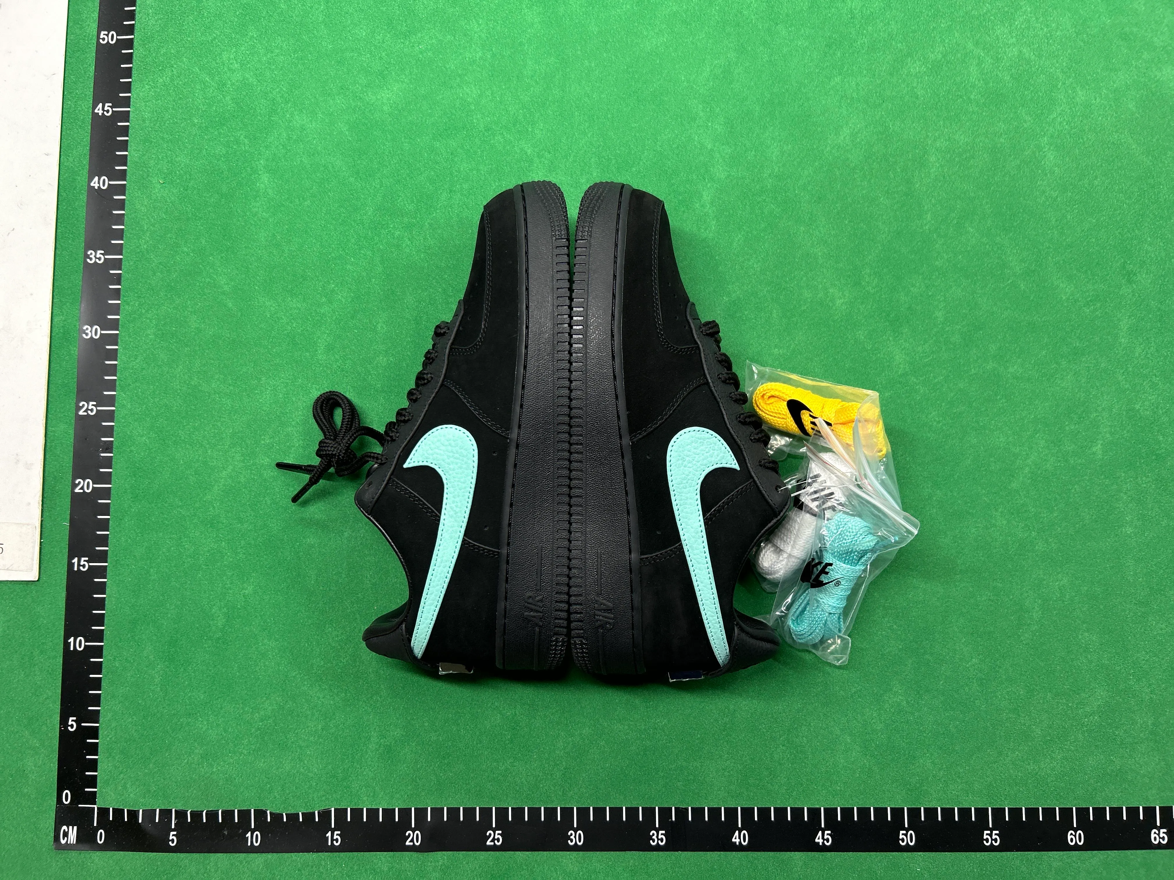 Nike Air Force 1 – photo 3