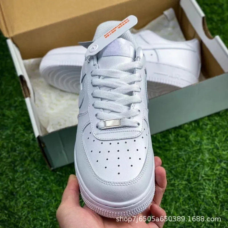 Budget Af1 – photo 2