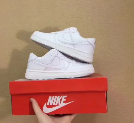 NIKE AIR FORCE 1 BUDGET 8 COLOURWAYS – photo 2