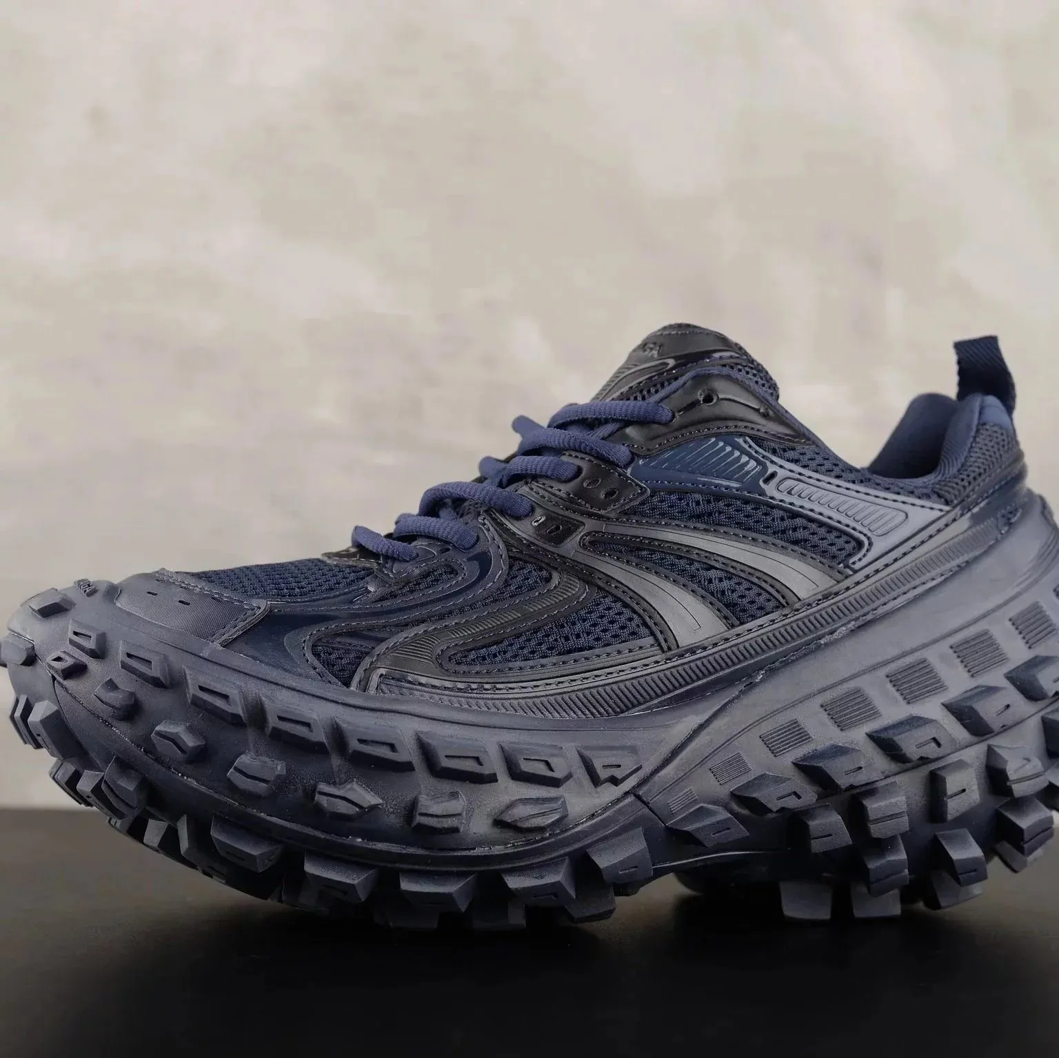 Balenciaga defenders – photo 2