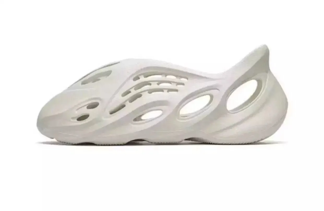 YEEZY FOAM RUNNER – photo 2