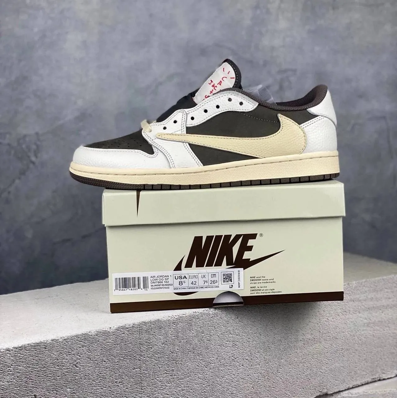 Travis scott x air Jordan 1 – photo 2