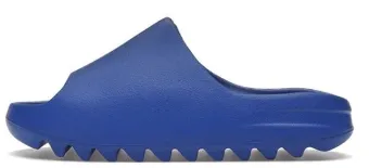 yeezy slides – photo 2